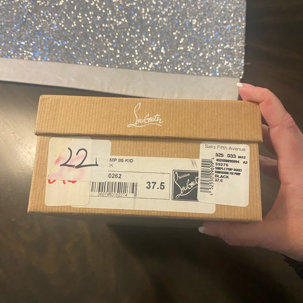 Christian Louboutin 85MM pumps black, red bottom. Size 37.5 - Picture 11 of 11